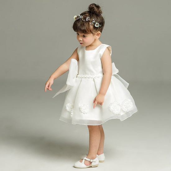 Maggie baby girl baby banquet Wedding Dress Skirt Girl Flower Princess Wedding Dress Dress Tutu $41.99 Dana Fashion Size: 100cm Baby Clothing Product information Main fabric composition: polyester fiber (polyester) Main fabric ingredient content: 80 (%) L