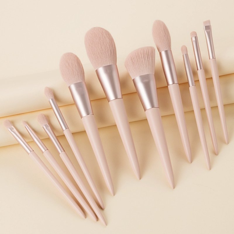 Make-up Kit Beauty Brush Girl $17.99 Dana Fashion style: 11pink ribbon powder bags makeup Product information : Number of brushes: 11 Material: artificial fiber Brush handle material: wooden handle Brush handle specification: long rod Style: 11 pink+ribbo
