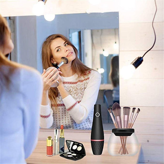 Makeup brush cleaner electric $33.50 Dana Fashion Color: Black makeup [Product color]: black 【Power source】: Charging [Product material]: ABS body