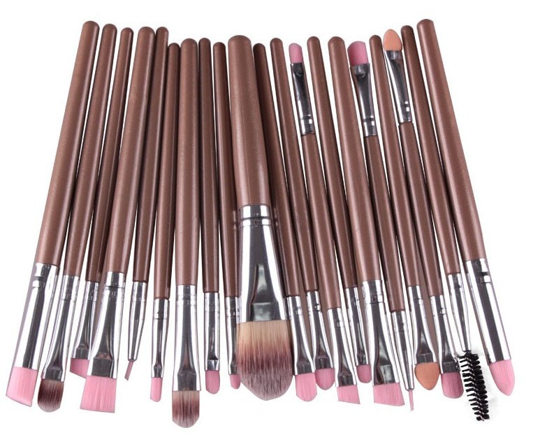 Makeup brush set loose powder brush blush brush eye shadow brush $25.99 Dana Fashion Appearance color: Gold Rod Silver Tube makeup Brush material: corrugated nylon wool Brush bag type: OPP bag Handle material: plastic Hair length specification: 3.5cm Over