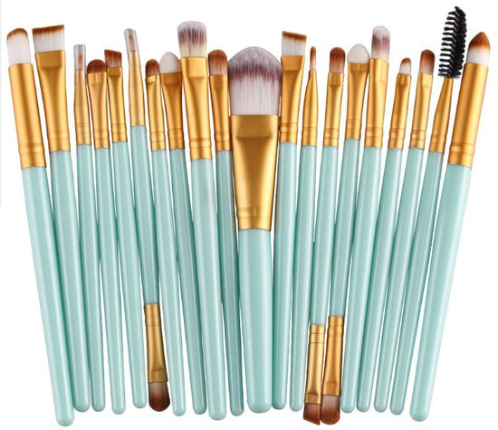 Makeup brush set loose powder brush blush brush eye shadow brush $25.99 Dana Fashion Appearance color: Green Rod Gold Tube makeup Brush material: corrugated nylon wool Brush bag type: OPP bag Handle material: plastic Hair length specification: 3.5cm Overa