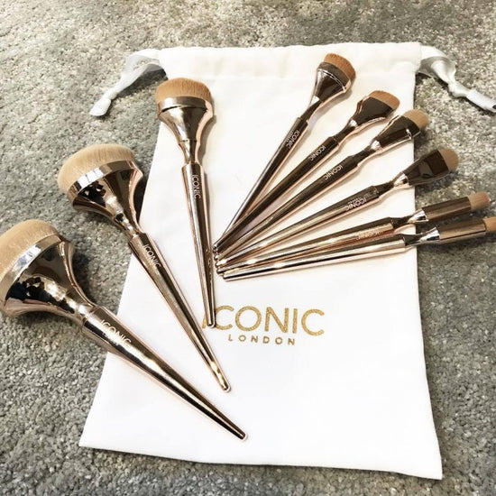 Makeup brush set $44.44 Dana Fashion Color: Gold makeup Product Category: Makeup Brush Number of brushes: 9 Brush material: nylon Brush type: opp Brush handle material: plastic Brush handle specifications: long rod Hair length specification: 3cm Total len