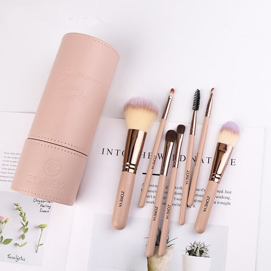 Makeup brush set $27.99 Dana Fashion Color: Black makeup Bristle material: artificial fiber Brush handle material: aluminum tube Daily makeup brush with fiber bristles. Soft and smooth Traveling out of Guangguang without any trouble is divided into two. C