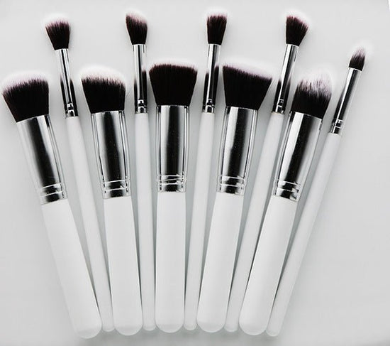 Makeup brush $16.94 Dana Fashion Style: 6 makeup Product category: makeup brush Set of brush count: 10 Brush material: rayon Brush type: PU Handle material: wooden handle Hair length specification: 3cm Total length specification: 19CM