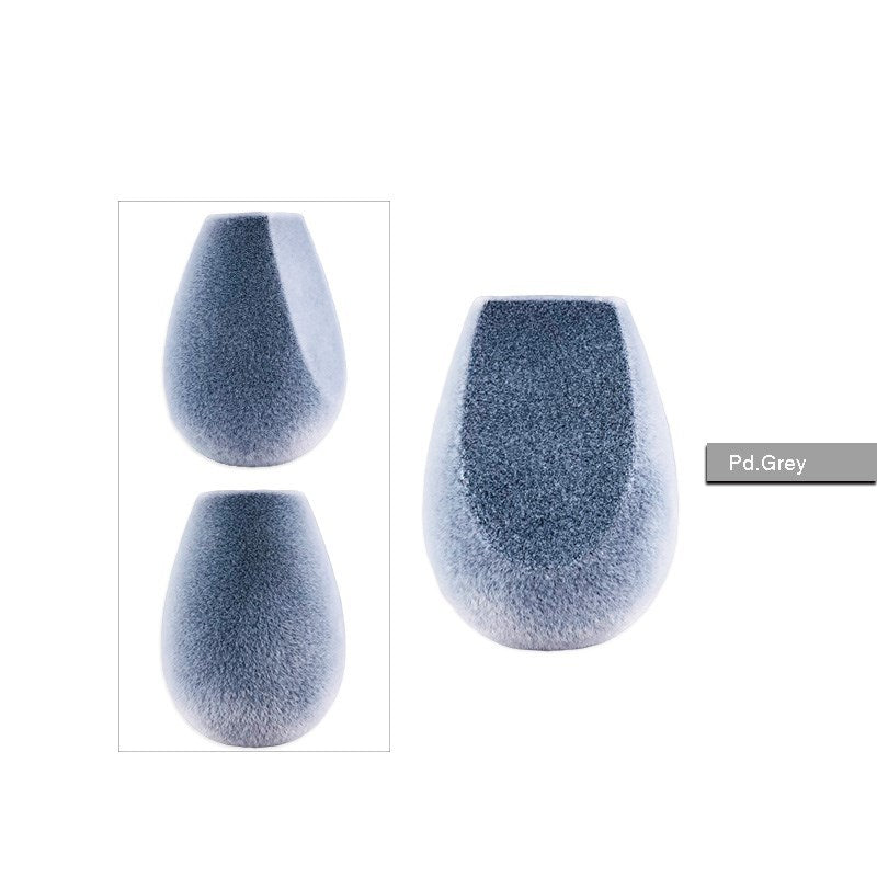 Makeup egg sponge puff $20.49 Dana Fashion Color: Pd Grey makeup Material: Non-latex beauty egg Purpose: wet and dry Shelf life: 3 years Flocking uniformly distributed on the surface