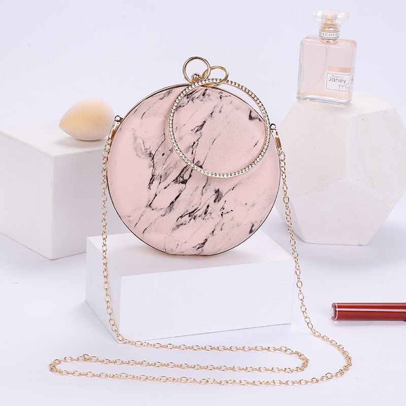 Marble Pattern Portable Cosmetic Bag $45.70 Dana Fashion Color: Gold Women's Bags Product information: Material: PU leather Applicable scene: cosmetic bag, party, storage bag, storage bag Fabric texture: PU Lining texture: PU Bag trend style: round Bag in