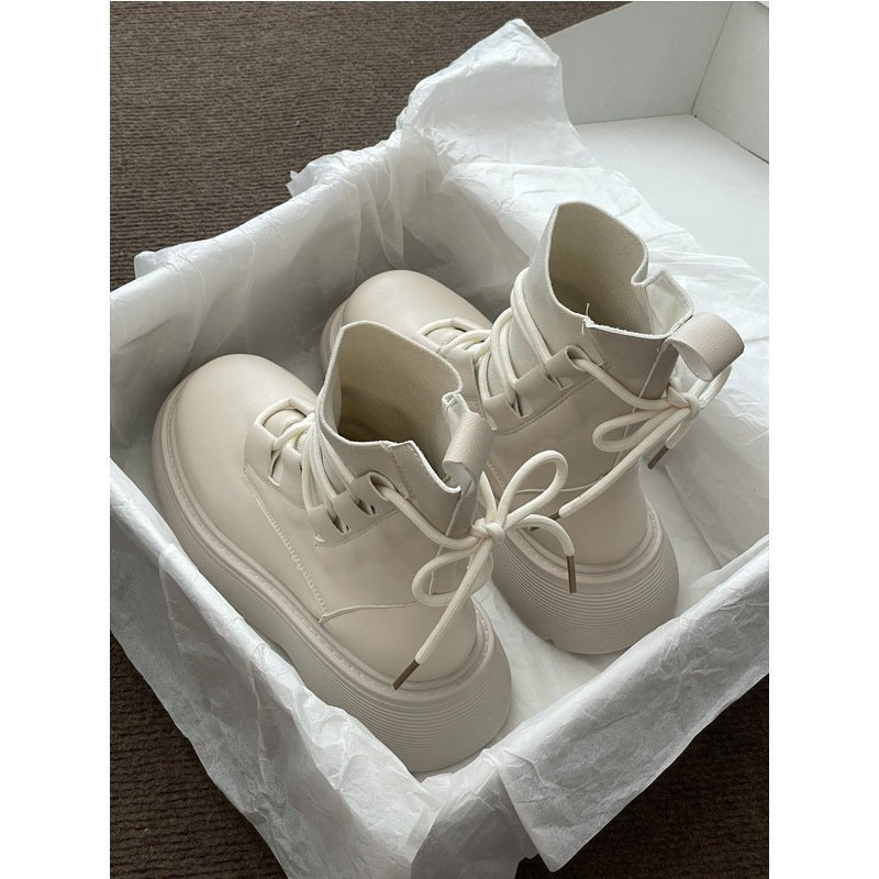 Martin Boots Women's Thick Sole Increased By Lace-up Booties $37.56 Dana Fashion Color: Beige Size: 35 Women's shoes ข้อมูลผลิตภัณฑ์: สี: สีเบจ, สีดำ, สีเทา, ซับในผ้าฝ้ายสีเบจ, ซับในผ้าฝ้ายสีดำ, สีเทา รูปทรงส้น: แพลตฟอร์ม ขนาด: 35, 36, 37, 38, 39, 40 งานฝ