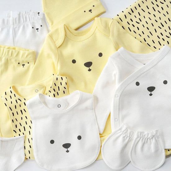 Maternal and Baby Supplies Full Moon Baby Baby Clothes Cotton Ten-piece Suit $89.50 Dana Fashion style: Bear Baby Clothing Product information: Style: all-match Applicable gender: neutral/male and female Gift box content: clothing + accessories / supplies