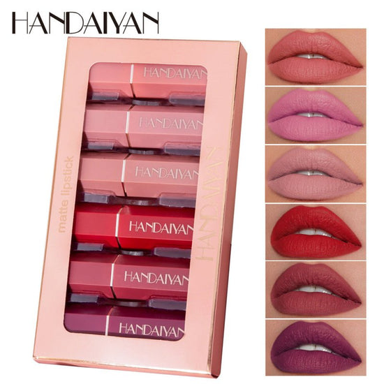 Matte Matte Lipstick Gift Box Set Non-stick Cup Lipstick Lipstick $17.50 Dana Fashion default: default makeup Details: Color: Lipstick Set Color classification: 6 color suit 6 pieces without packaging Total weight: 113g Gross weight with gift box: 142g Si