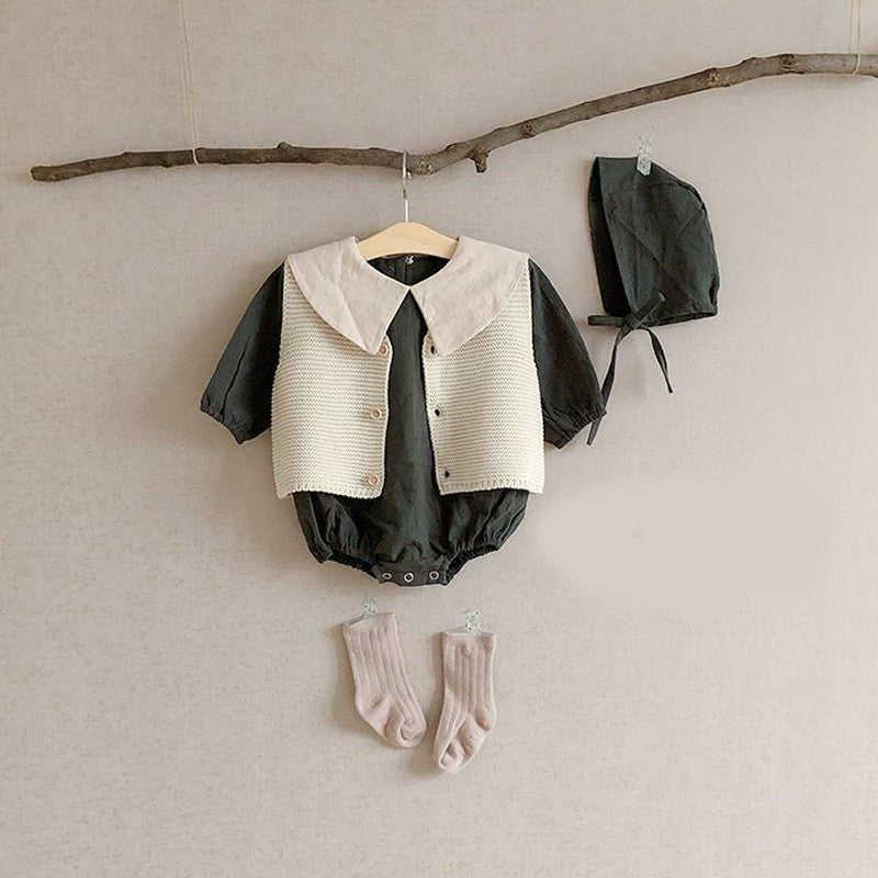 Men's And Women's Solid Color Knitted Base Vest Cardigan $24.89 Dana Fashion Color: Brown Child size: 100cm Baby Clothing Product Information: Yarn thickness: fine wool Thickness: General Sleeve length: long sleeve Closed style: single-breasted Pattern: p