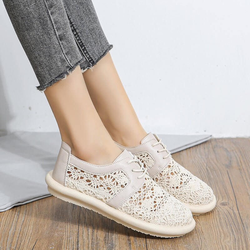 Mesh Breathable Flat Casual Shoes $44.50 Dana Fashion Color: Apricot Size: 35 Women's shoes Product information: Lining material: cloth Applicable sports: Universal Color: white, apricot Upper height: low top Heel height: low heel (1-3CM) Heel shape: flat