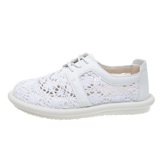 Mesh Breathable Flat Casual Shoes $44.50 Dana Fashion Color: Apricot Size: 35 Women's shoes Product information: Lining material: cloth Applicable sports: Universal Color: white, apricot Upper height: low top Heel height: low heel (1-3CM) Heel shape: flat