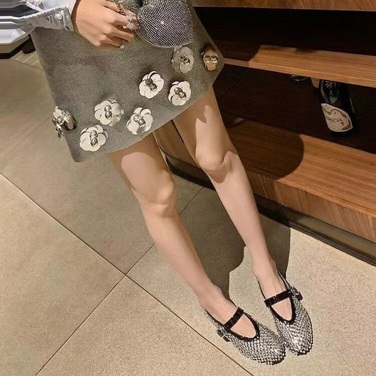 Mesh Buckle Ballet Shoes Women $49.50 Dana Fashion Color: Black Size: 35 Women's shoes Product information: Pattern: solid color Lining material: imitation leather Applicable sports: Universal Color: black, silver, white Upper height: low top Heel height:
