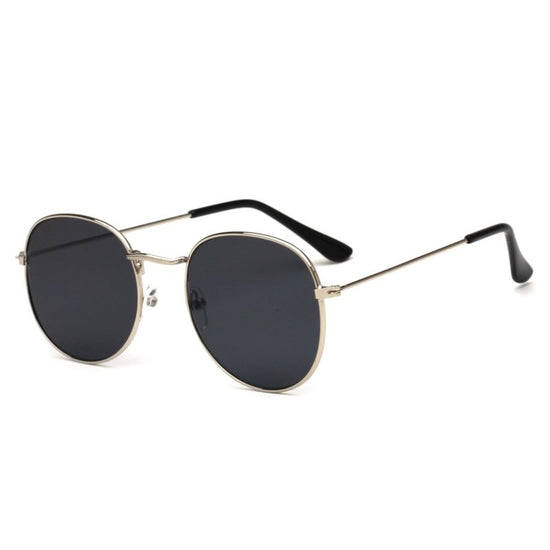 Metallic sunglasses $14.99 Dana Fashion Color: Silver gray Women's Accessories Glasses structure : frame Whether polarized: No Lens material: AC Style: dazzling color Frame material: metal Anti-UV rating: UV400