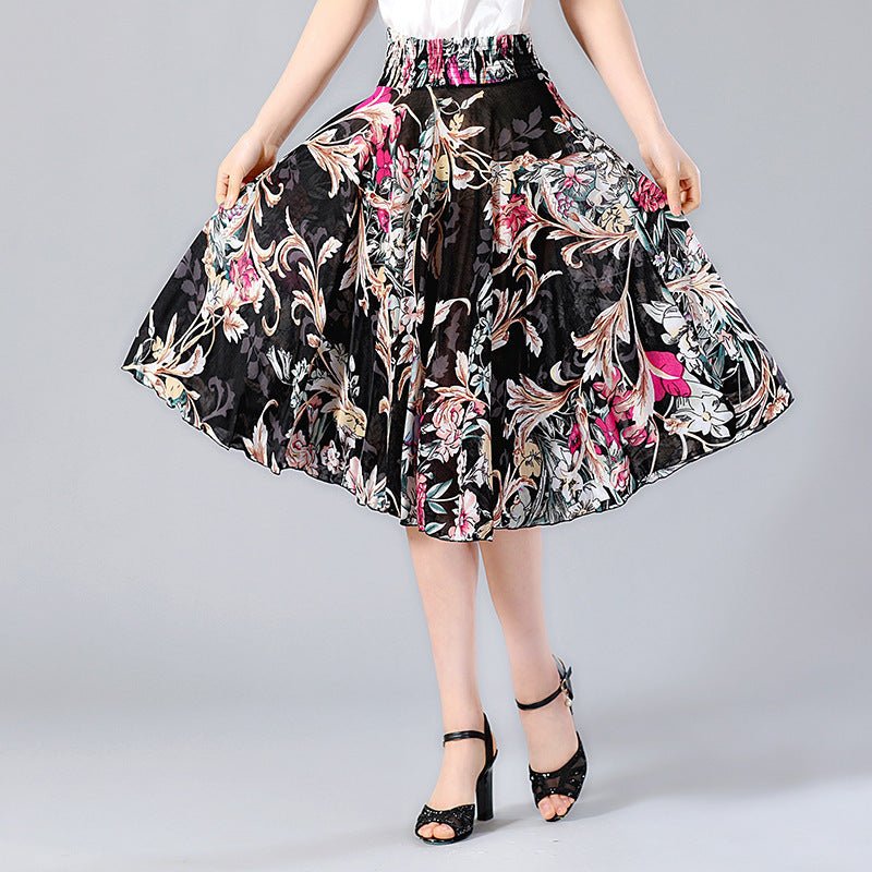 Middle-aged and elderly dancing skirts skirts $23.50 Dana Fashion Color: 06 Size: One size Women's clothing Main fabric composition: polyester fiber (polyester) size Waist circumference Skirt length / 63-99cm 60cm 1. Asian sizes are 1 to 2 sizes smaller t