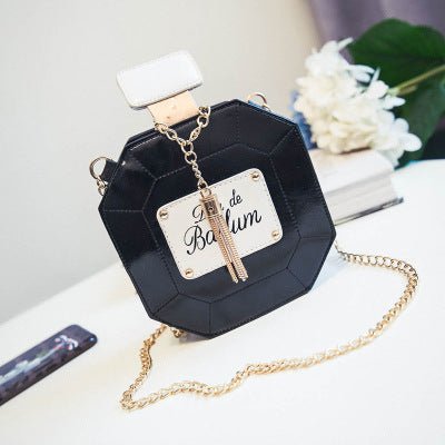 Mini Chain Crossbody Bag $49.00 Dana Fashion Color: Black Women's Bags P roduct information: Style: Women's shoulder bag Fabric texture: PU Lining texture: no lining Bag shape: round Trendy luggage styles: other Opening method: zipper Popular elements: pr