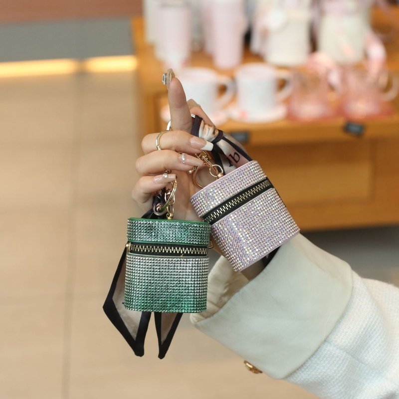 Mini-portable Coin Purse Advanced Full Diamond $15.65 Dana Fashion Color: Pink Women's Bags Product information: Pattern: solid color Lining texture: without lining Applicable scenarios: Daily matching Applicable gender: neutral/both men and women Functio