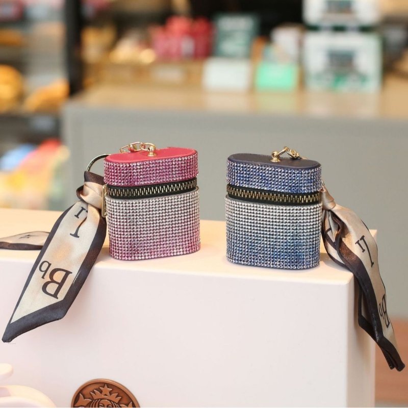 Mini-portable Coin Purse Advanced Full Diamond $15.65 Dana Fashion Color: Pink Women's Bags Product information: Pattern: solid color Lining texture: without lining Applicable scenarios: Daily matching Applicable gender: neutral/both men and women Functio