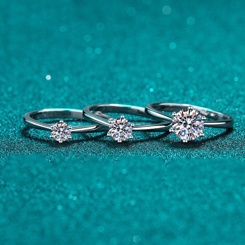 Moissanite 925 Sterling Silver Plated Ring Girl $35.99 Dana Fashion Color: 1carat mullite Dimensions: No.10 Women's Accessories Product information: Type: ring Material: silver Shape: six claws Treatment process: electroplating Style: Women Color: 30 cent