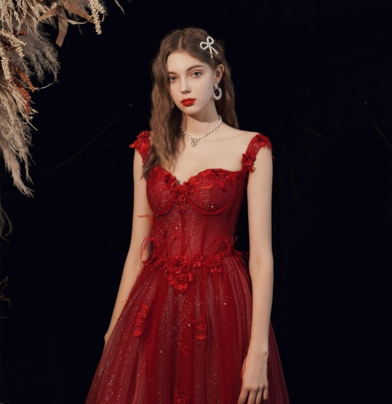 Mom's Wedding Toast Dress Host Annual Meeting $299.00 Dana Fashion Color: Wine Red Size: L Women's clothing Product information: Size: XS, S, M, L Fabric: Skin friendly fabric Style: Korean version Popular element: straps Color classification: Wine red Fl