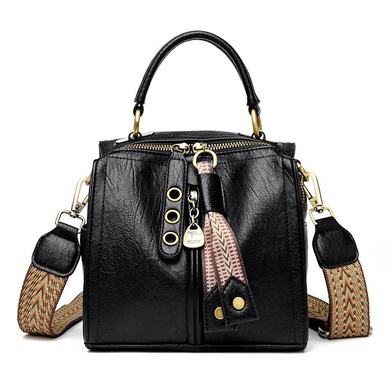 Multi-compartment Practical Messenger Bag Women's Shoulder Bag $61.49 Dana Fashion Color: Black Women's Bags Product information: Lining texture: Polyester Color: black, red, khaki, yellow, green, blue Hardness: soft Material: PU Suitcase shape: square ve