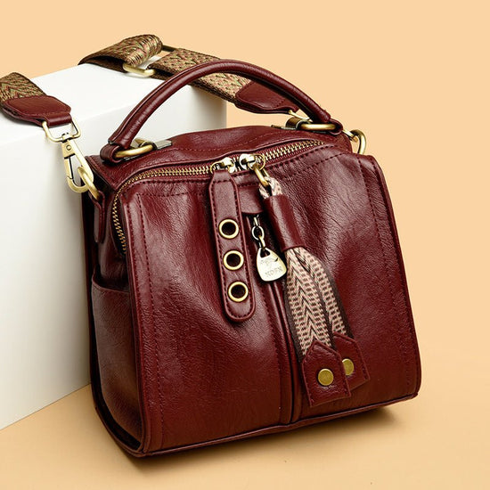 Multi-compartment Practical Messenger Bag Women's Shoulder Bag $61.49 Dana Fashion Color: Black Women's Bags Product information: Lining texture: Polyester Color: black, red, khaki, yellow, green, blue Hardness: soft Material: PU Suitcase shape: square ve