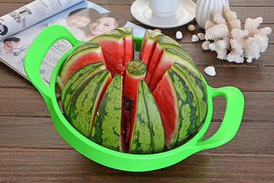 Multi-function Fruit Slicer Melon Watermelon Slicer Melon Cutter Practical Fruit Kitchen Tool $22.30 Dana Fashion Color: Green Dana's Kitchen Type: tools and fruits and vegetables Types of fruit and vegetable tools: shredders and slicers Material: Stainle