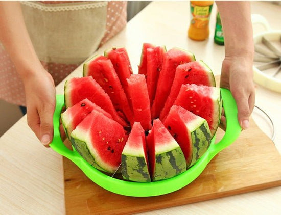 Multi-function Fruit Slicer Melon Watermelon Slicer Melon Cutter Practical Fruit Kitchen Tool $22.30 Dana Fashion Color: Green Dana's Kitchen Type: tools and fruits and vegetables Types of fruit and vegetable tools: shredders and slicers Material: Stainle
