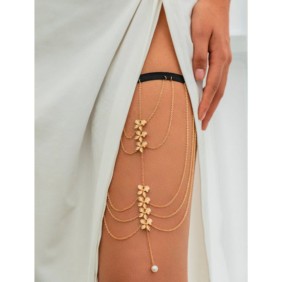 Multi-layer Chain Star Leg Ring Thigh Chain $15.00 Dana Fashion Color: 06 Gold 0320 Purity: Specifications Women's Accessories Product information: Color: 01 Gold 0298,01 White K 0298,02 White K 0299,03 gold 0309,04 gold 0318,04 White K 0318,05 White K 03