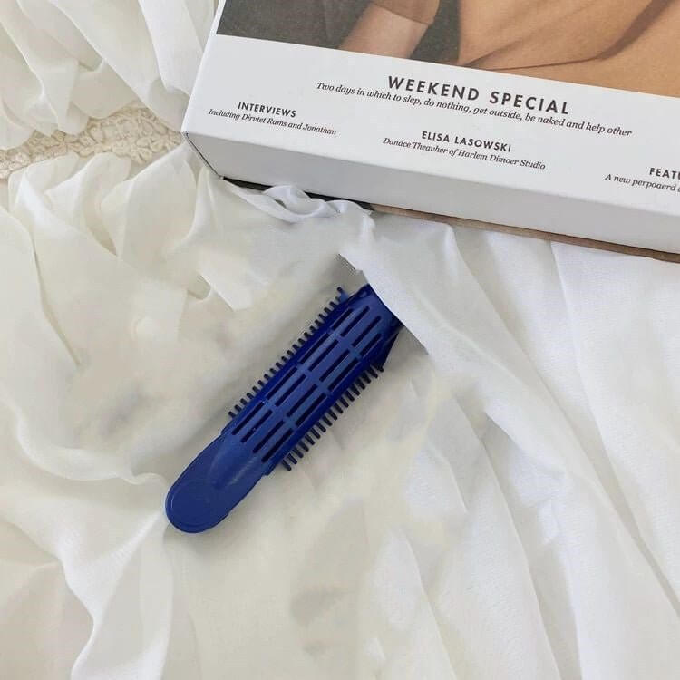 Multifunctional Automatic Wireless Curling Iron $10.98 Dana Fashion Color: Blue 1pcs Beauty Tools Overview: 【Fast Heating】Professional tourmaline ceramic barrel, quickly heating up and gives you a smooth, massive shine and bouncy curls without all the dam