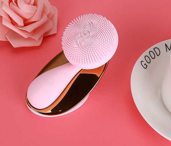 Multifunctional face brush $137.00 Dana Fashion Color: Pink Beauty Tools Cleansing instrument: 107 * 56 * 44mm Charging base: 95 * 60 * 38mm Battery capacity: 210mAh Waterproof, IPX7 certified; 4 vibration modes: Mode 1: Vibration is weak, rotating magnet