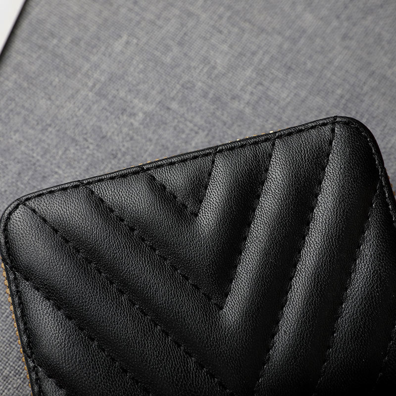 Multiple Card Slots Wallet Niche Card Holder Female $15.00 Dana Fashion Color: Black Women's Bags Product information: Lining texture: pu Applicable scenarios: Daily matching Color: Black [11 card position], white【 11 card position], Black [18 card Positi