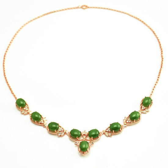 Natural Chalcedony Suit $45.99 Dana Fashion Color: Green Women's Accessories Material: natural chalcedony Set combination: earrings + item decoration + hand decoration Mosaic material: copper / natural agate, others Pendant material: agate, other