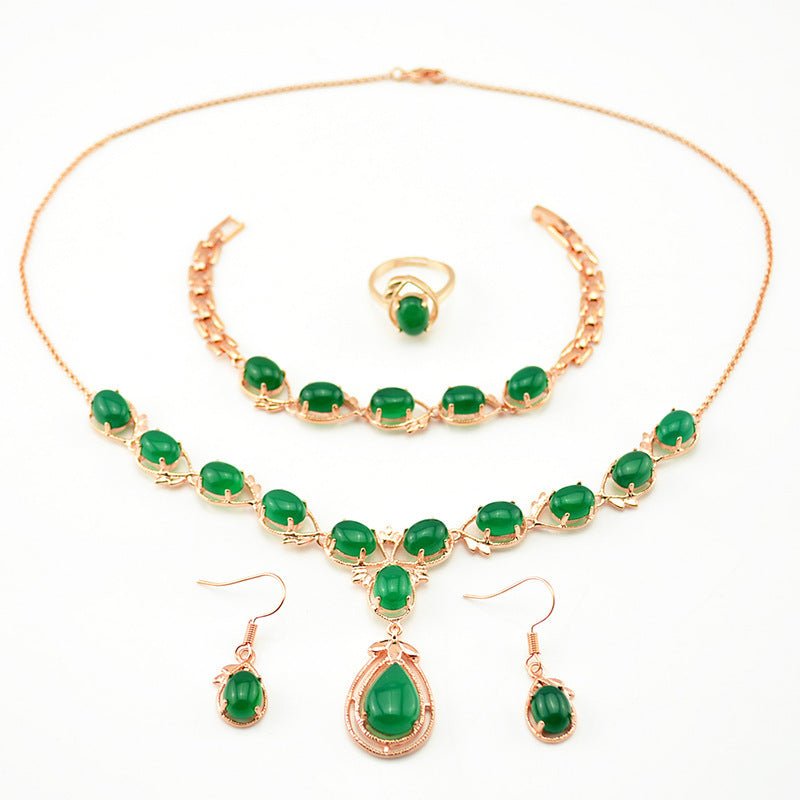 Natural Chalcedony Suit $45.99 Dana Fashion Color: Green Women's Accessories Material: natural chalcedony Set combination: earrings + item decoration + hand decoration Mosaic material: copper / natural agate, others Pendant material: agate, other