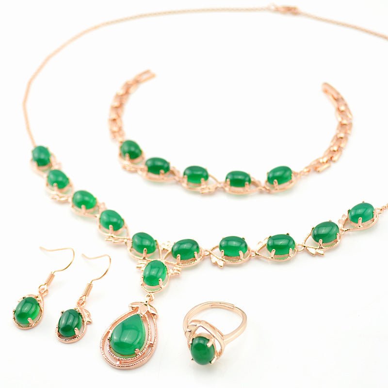 Natural Chalcedony Suit $45.99 Dana Fashion Color: Green Women's Accessories Material: natural chalcedony Set combination: earrings + item decoration + hand decoration Mosaic material: copper / natural agate, others Pendant material: agate, other