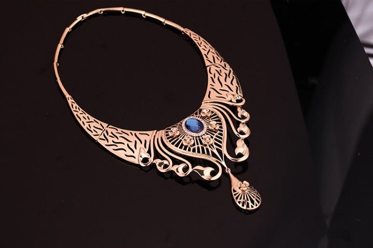 Necklace, earrings, bracelet, ring set $39.11 Dana Fashion Color: Blue Women's Accessories Style: European and American Material: Alloy Processing technology: diamond High-end necklace, earrings, bracelet, ring set, ladies party, alloy, four-piece jewelry