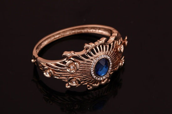 Necklace, earrings, bracelet, ring set $39.11 Dana Fashion Color: Blue Women's Accessories Style: European and American Material: Alloy Processing technology: diamond High-end necklace, earrings, bracelet, ring set, ladies party, alloy, four-piece jewelry