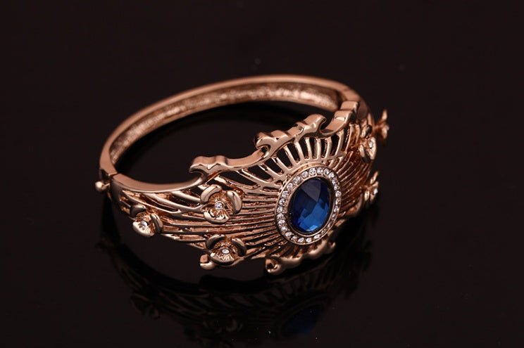 Necklace, earrings, bracelet, ring set $39.11 Dana Fashion Color: Blue Women's Accessories Style: European and American Material: Alloy Processing technology: diamond High-end necklace, earrings, bracelet, ring set, ladies party, alloy, four-piece jewelry