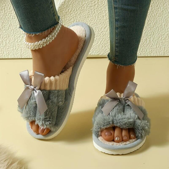New Bow Plush Slippers Indoor $25.90 Dana Fashion Color: Gray Bow Size: 36to37 Women's shoes Product information: Pattern: Other Lining material: as shown in the figure Color: white bow, pink bow, gray bow, white, gray, pink, black bow, Black Heel height: