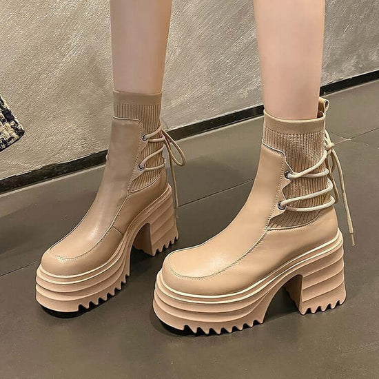 New British Style Muffin Thick Bottom Knitting Strap Martin Boots For Women $54.50 Dana Fashion Color: Black Size: 35 Women's shoes Overview: Unique design, stylish and beautiful. Good material, comfortable feet. A variety of colors, any choice. Specifica