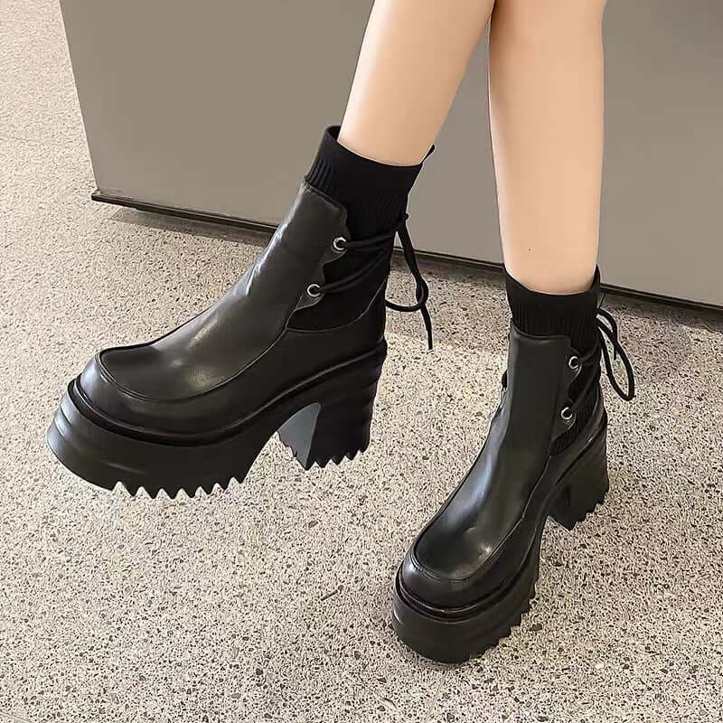 New British Style Muffin Thick Bottom Knitting Strap Martin Boots For Women $54.50 Dana Fashion Color: Black Size: 35 Women's shoes Overview: Unique design, stylish and beautiful. Good material, comfortable feet. A variety of colors, any choice. Specifica