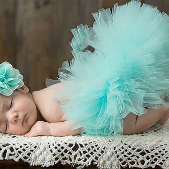 New Children's Photography Costumes, Newborn Tutu Skirts, Baby Tutu Skirts $13.23 Dana Fashion Color: Pink Child size: 0 to 1 months Baby Clothing Product information Style: European and American Suit type: Skirt suit Number of sets: Two sets Thickness: G