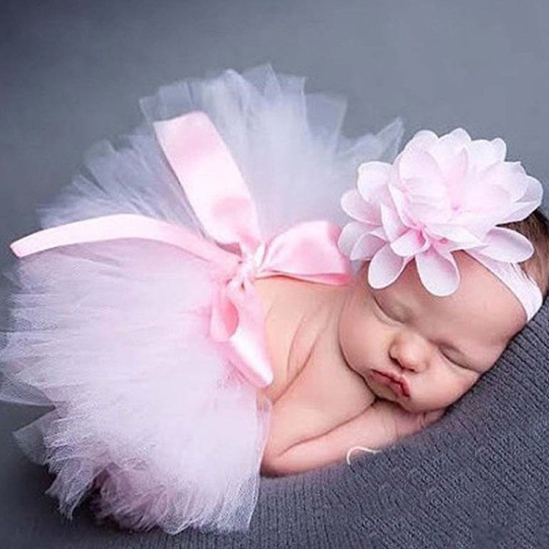 New Children's Photography Costumes, Newborn Tutu Skirts, Baby Tutu Skirts $13.23 Dana Fashion Color: Pink Child size: 0 to 1 months Baby Clothing Product information Style: European and American Suit type: Skirt suit Number of sets: Two sets Thickness: G