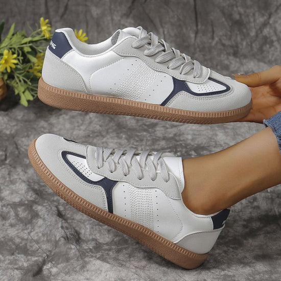 New Colorblock Lace-up Flats Shoes Fashion Breathable Hollow Slip On Casual Shoes For Women $35.55 Dana Fashion Color: Blue Size: Size36 Women's shoes Product information: Style: Casual Popular elements: Shallow mouth, leather stitching Toe shape: round h