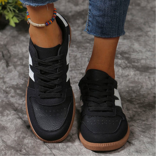 New Colorblock Lace-up Flats Shoes Fashion Round Toe Slip On Casual Shoes For Women $36.96 Dana Fashion Color: Black Szie: Szie36 Women's shoes Overview: Unique design, stylish and beautiful. Good material, comfortable wear. A variety of colors, any choic