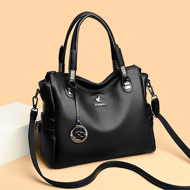 New Crossbody Shoulder Large Capacity Women's Bag $78.93 Dana Fashion Color: Beige Women's Bags Product information: Lining texture: Polyester Applicable scenarios: Daily matching Color: black, red, creamy-white, light khaki, dark khaki, gray, black [gift