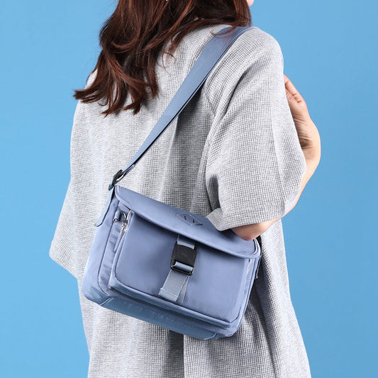 New Crossbody Versatile Simple Shoulder Bag $25.99 Dana Fashion Color: Black Women's Bags Product information: Lining texture: Polyester Pattern: solid color Color: black, gray, dark blue, light blue, pink, purple, purplish red Processing Method: soft sur
