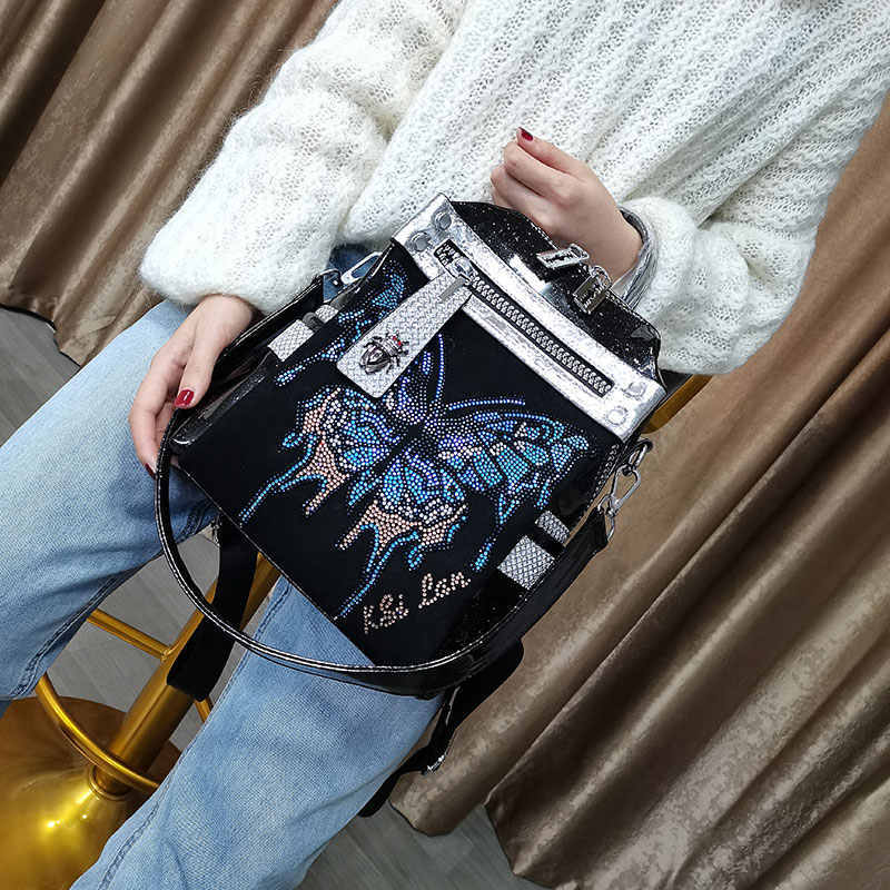 New Delicate Rhinestone Personality Butterfly Shoulder Bag $98.00 Dana Fashion Color: Black Women's Bags Product information: Applicable scenarios: Leisure Color classification: black, Gun Color Lining material: Nylon Hardness of bag: Soft Degree of water