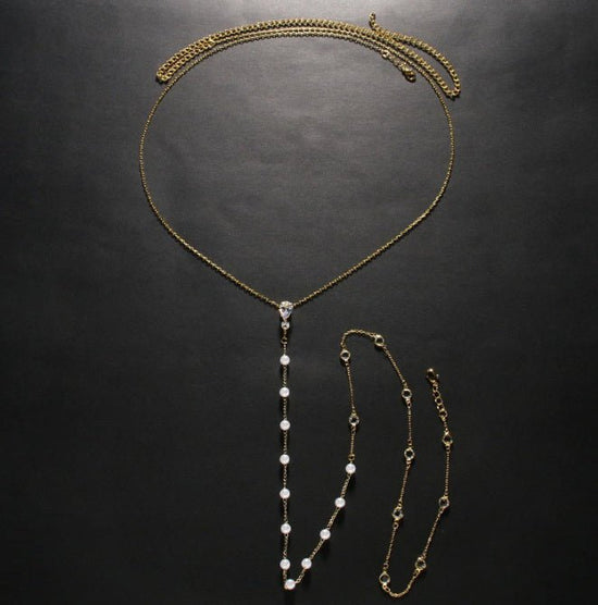 New Elegant Bead Back Chain Women's Wedding Bridal Rhinestone Back Decoration $23.85 Dana Fashion Color: Gold Women's Accessories Product information: Type: Back chain Color: silver, gold Style: Women's Material: Alloy Shape: drop shape Style: Simple Size