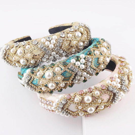 New European And American Style Exaggerated Sponge Baroque Headband $36.73 Dana Fashion Color: A Women's Accessories Product information: Treatment Process: Diamond Color: A,B,C Applicable people: women Material: sponge Popular elements: None Style: Origi